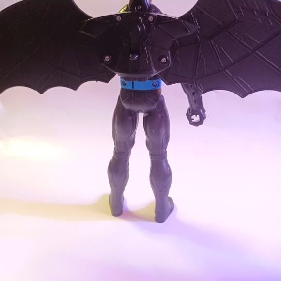 DC COMICS BAT MAN BAT-TECH DELUXE ACTION FIGURE 12 INCHES - Picture 2 of 7